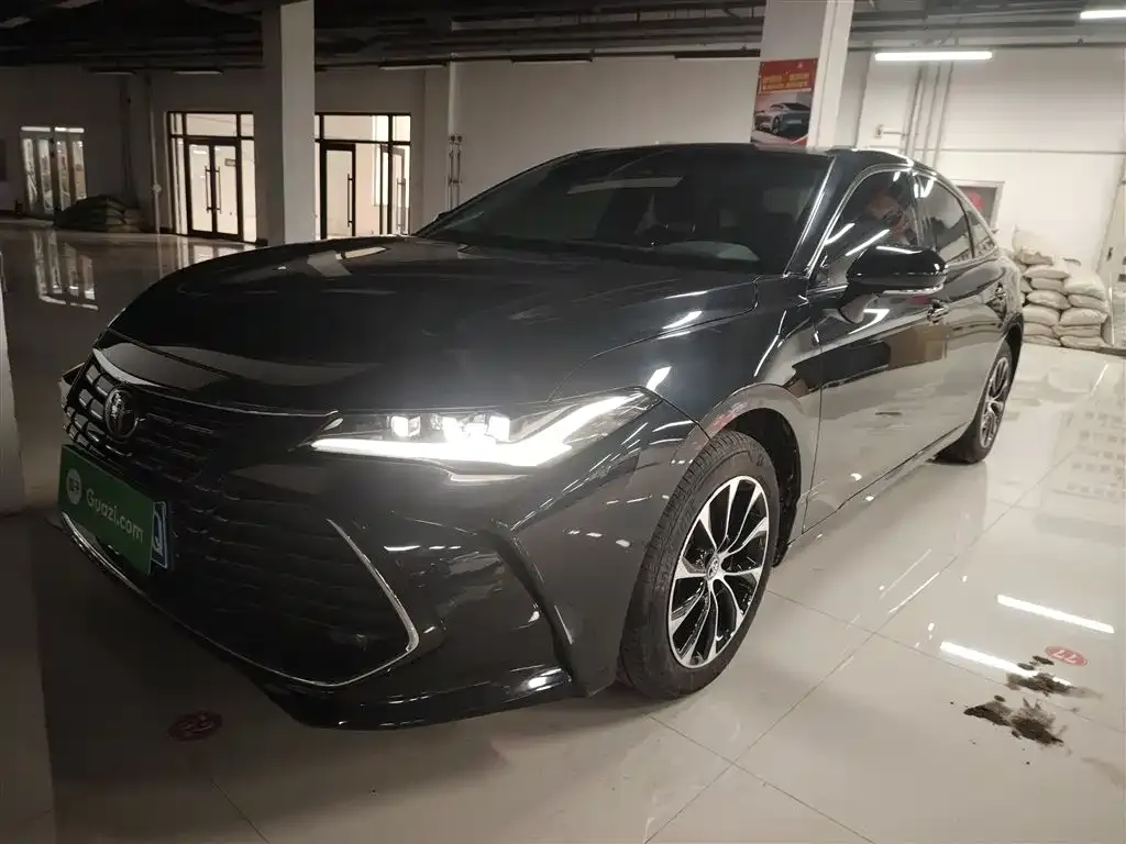 Toyota Avalon 2024 из CN, фото 1