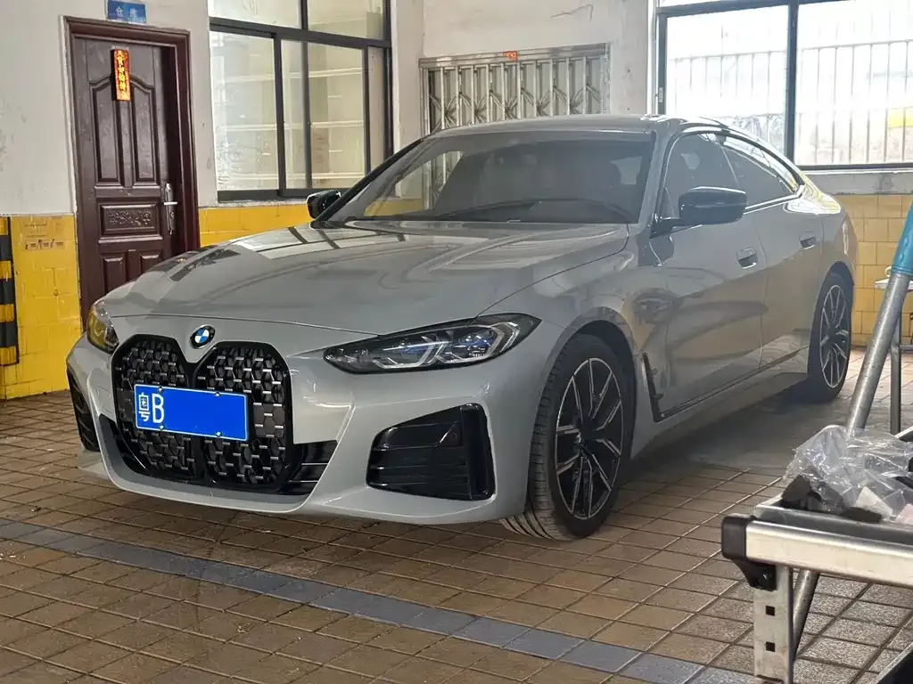 BMW 4 Series 2023 из CN, фото 1