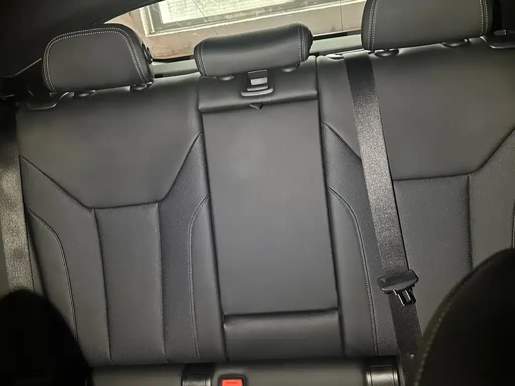 BMW 4 Series 2023 из CN, фото 2