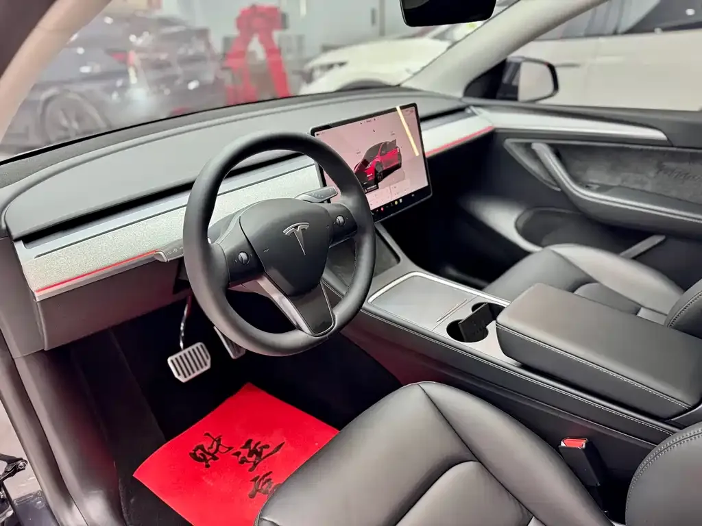 Tesla Model Y 2024 из CN, фото 9