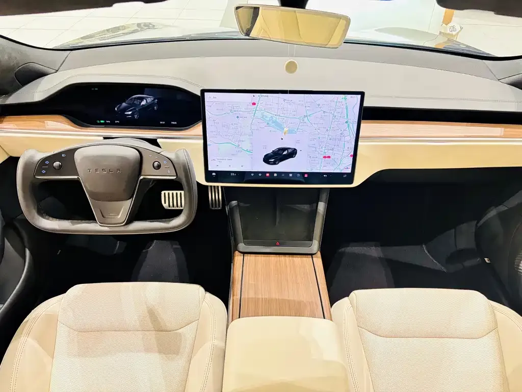 Tesla Model S — фото 2
