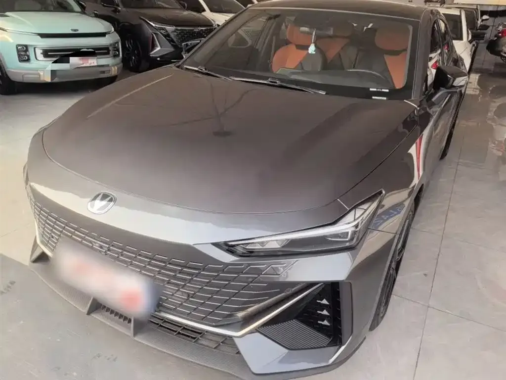 Changan UNI-V 2023 из CN, фото 2