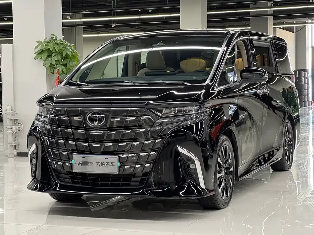 Toyota Alphard 2024 из CN, фото 1