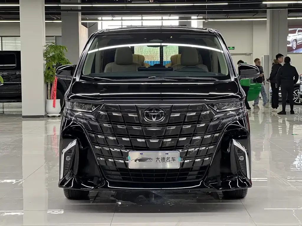 Toyota Alphard 2024 из CN, фото 10