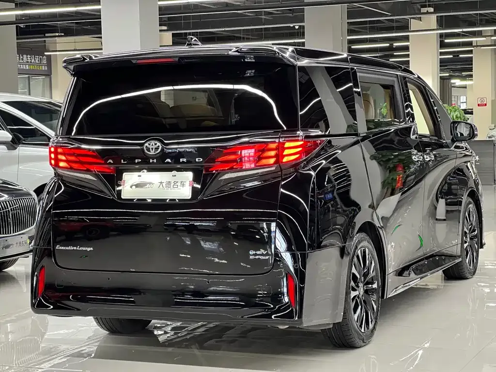 Toyota Alphard 2024 из CN, фото 6
