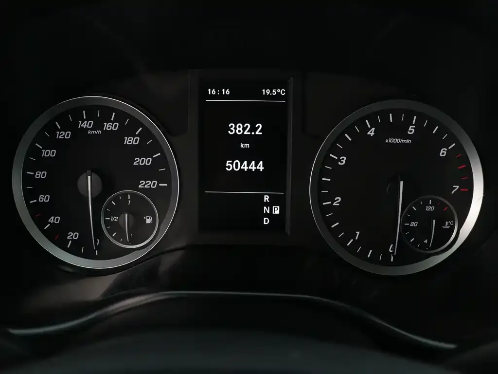 Mercedes-Benz Vito 2022 из CN, фото 8