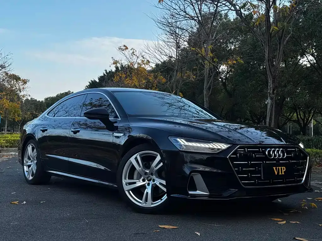 Audi A7L 2023 из CN, фото 2