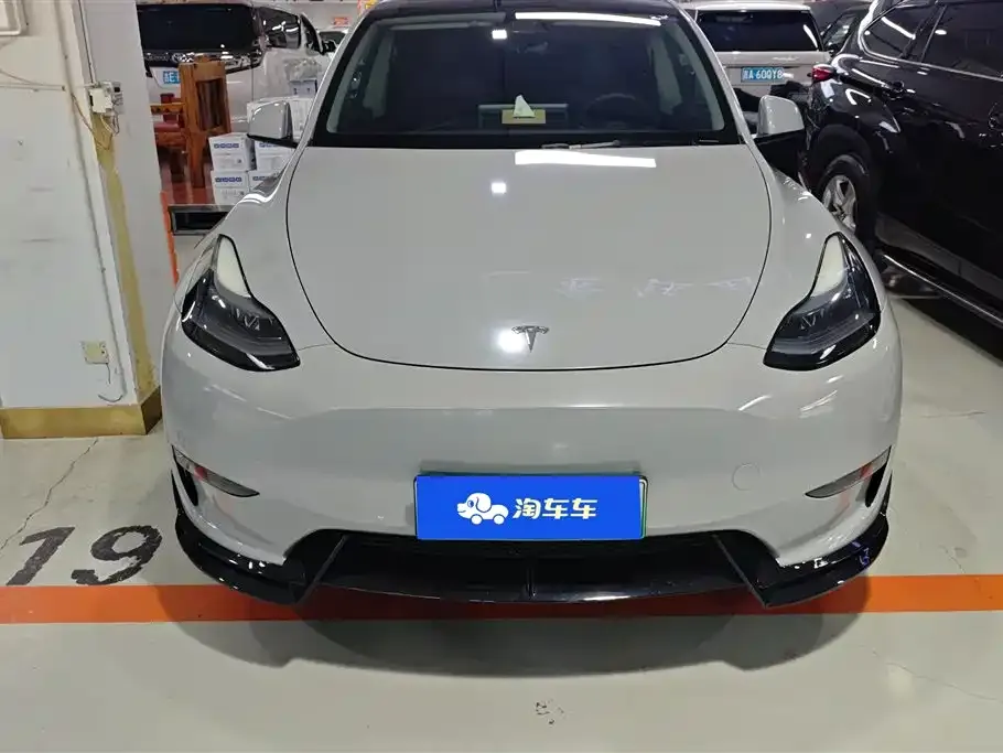 Tesla Model Y 2023 из CN, фото 1