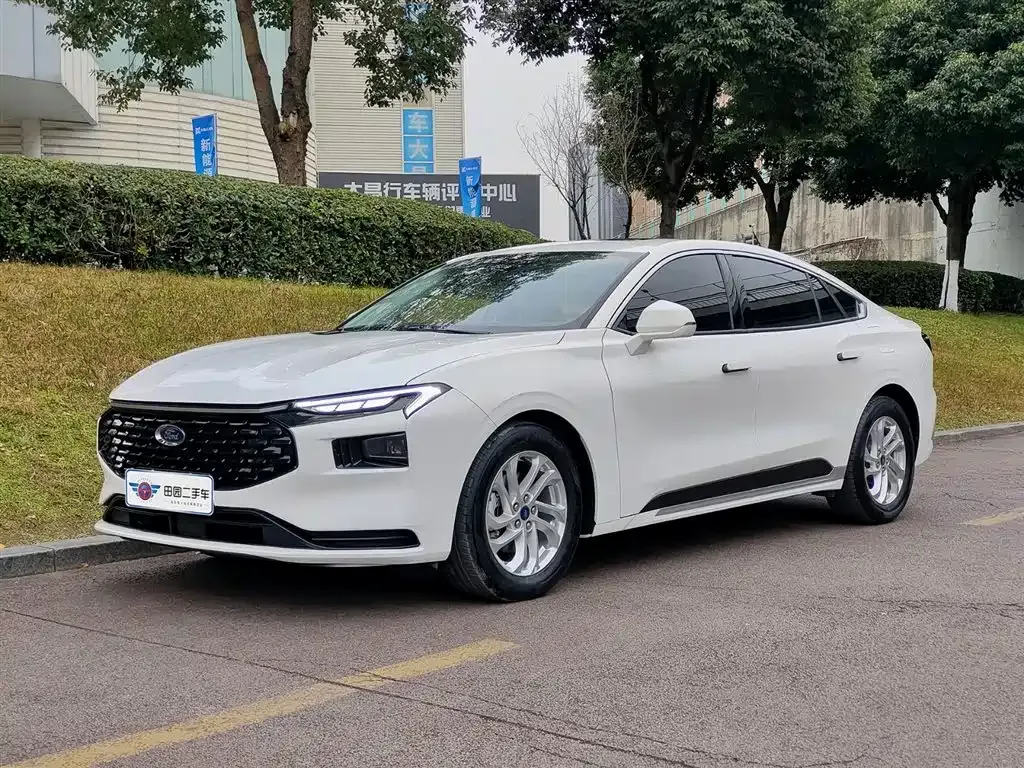 Ford Mondeo 2023 из CN, фото 1