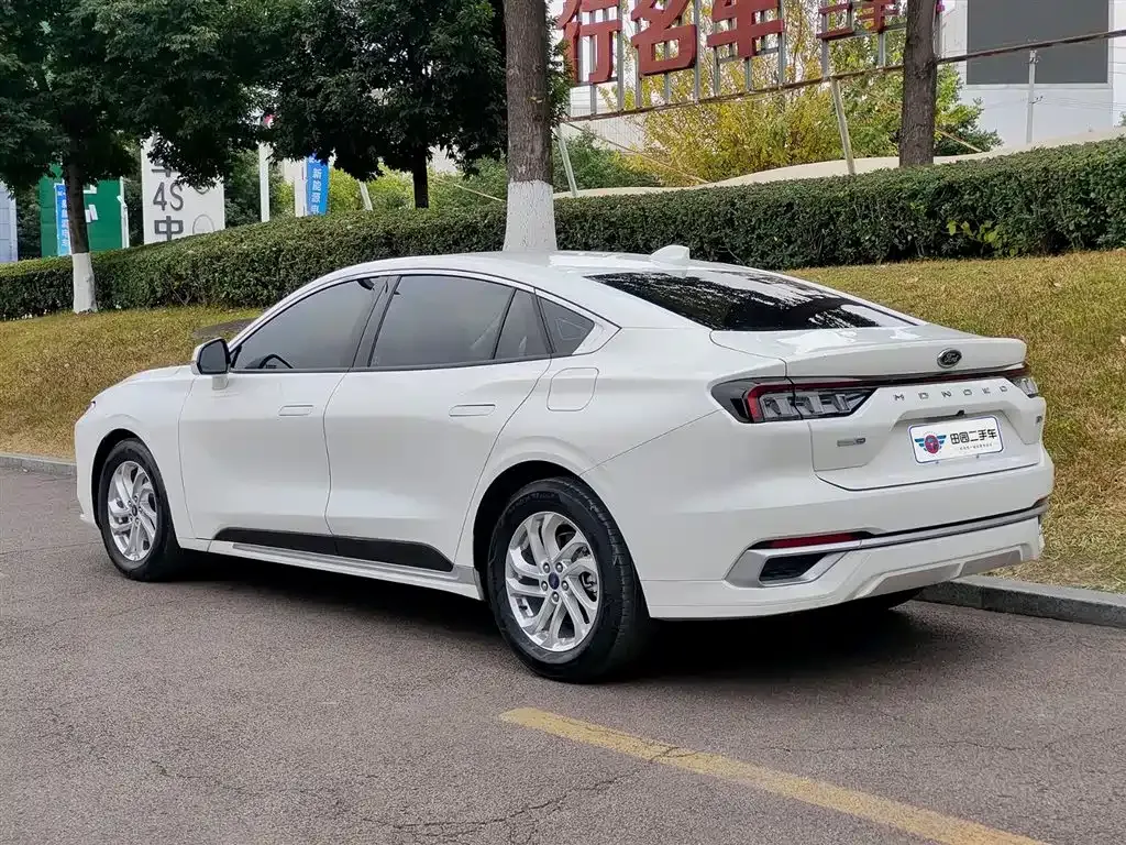 Ford Mondeo 2023 из CN, фото 9