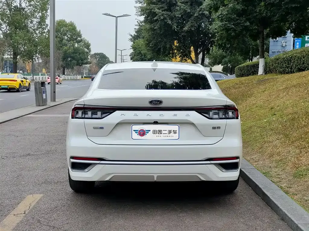 Ford Mondeo 2023 из CN, фото 7