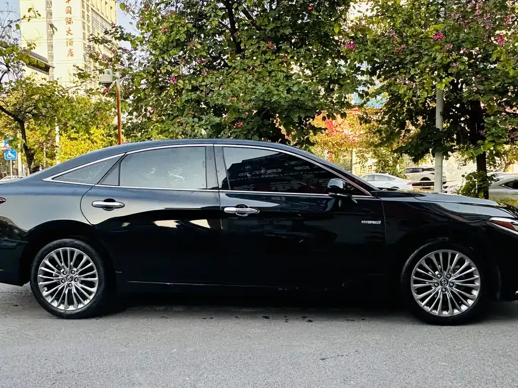 Toyota Avalon 2021 из CN, фото 10