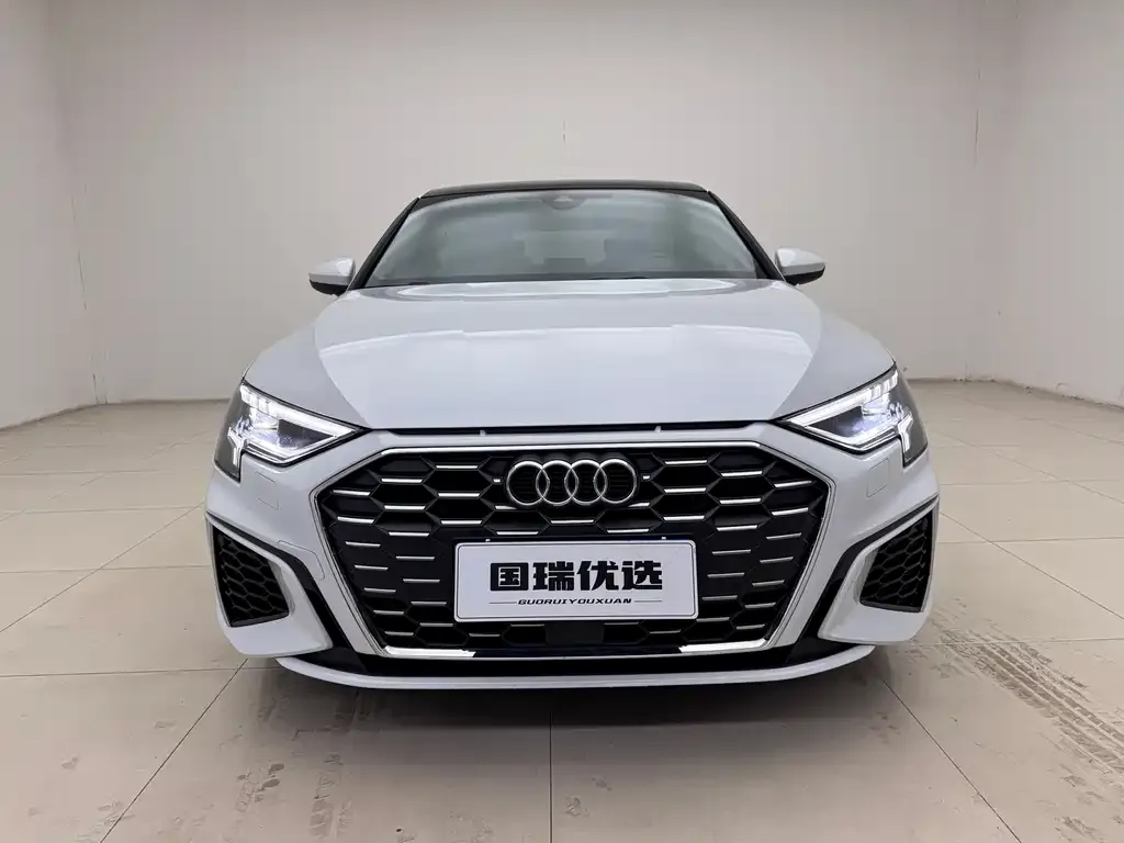 Audi A3 2023 из CN, фото 3