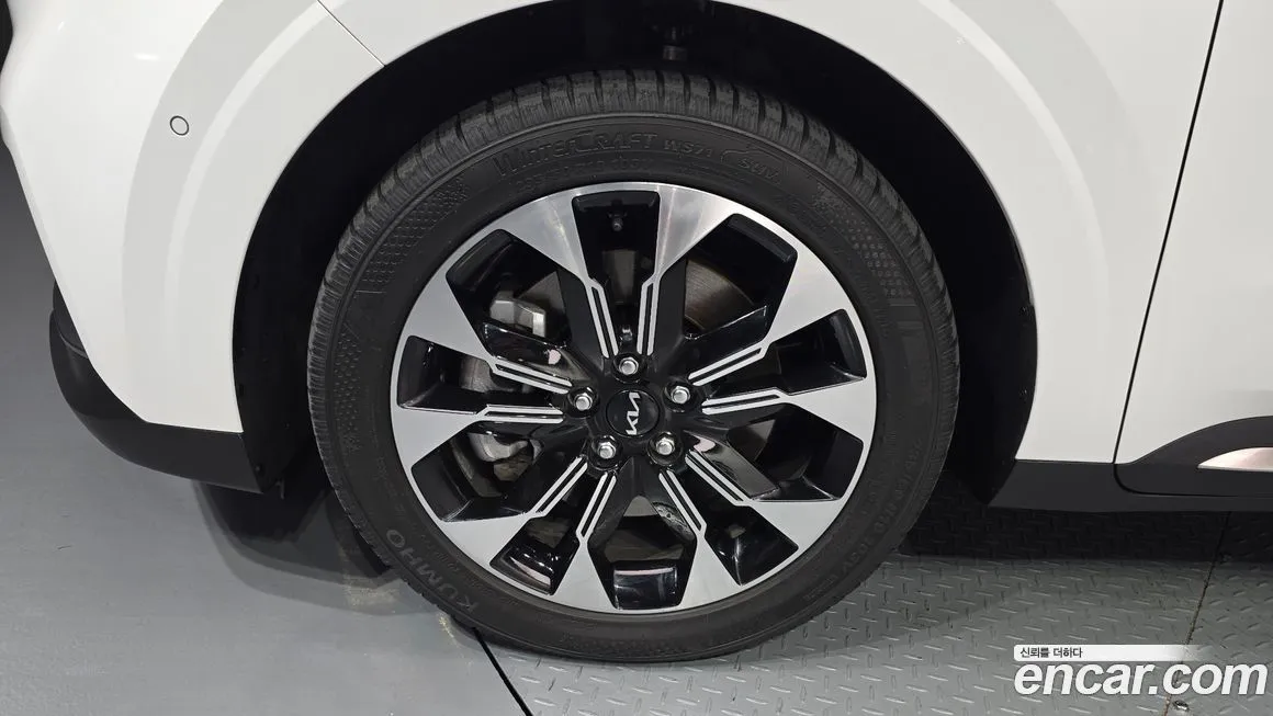 Kia Carnival 2023 из KR, фото 2