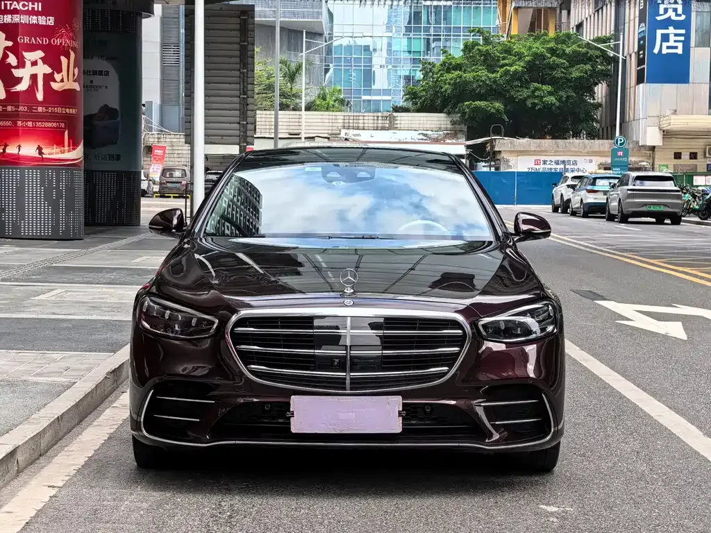 Mercedes-Benz S-Class — фото 1