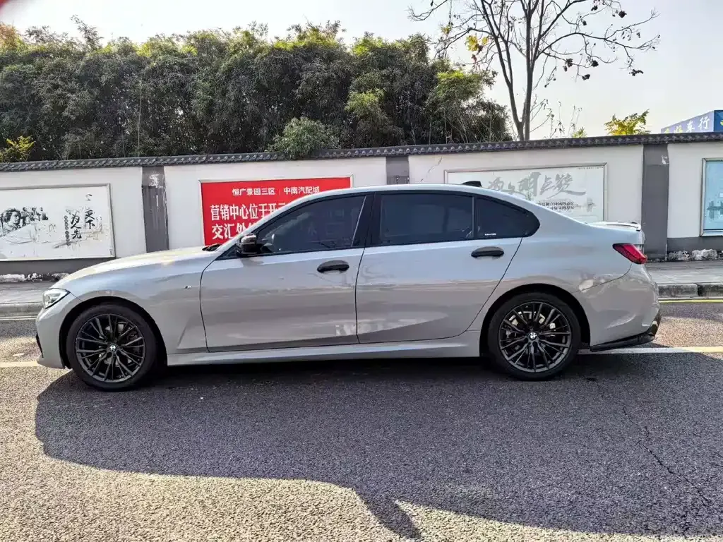 BMW 3 Series 2021 из CN, фото 8