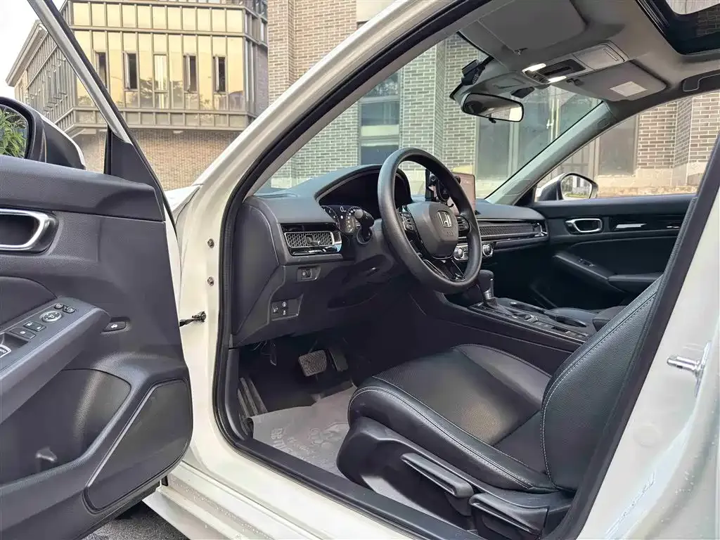 Honda Civic 2024 из CN, фото 5