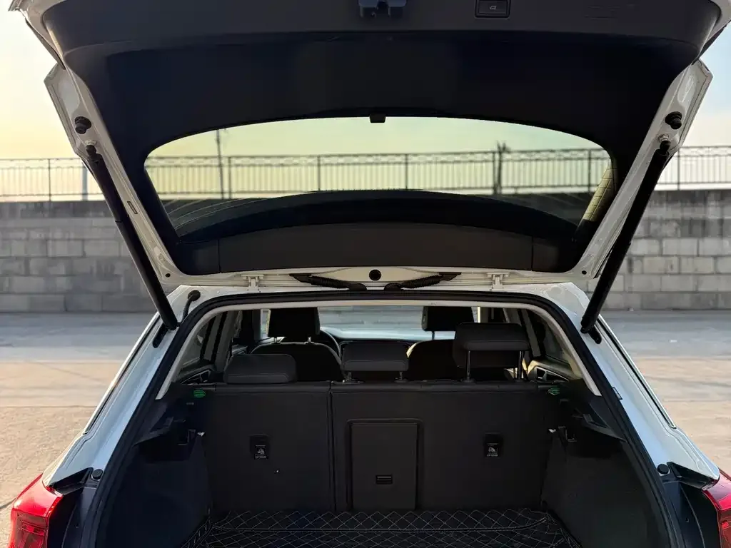 [object Object] T-Roc 2022 из CN, фото 7