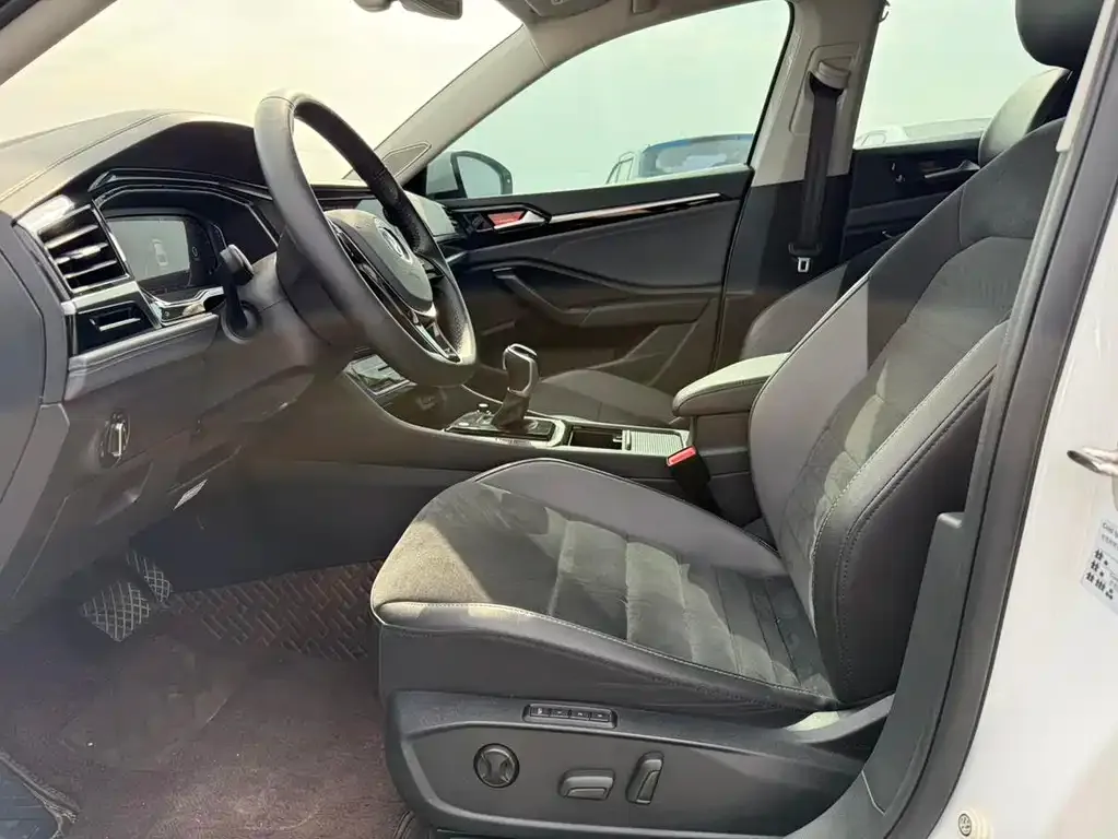 Volkswagen Sagitar 2022 из CN, фото 4
