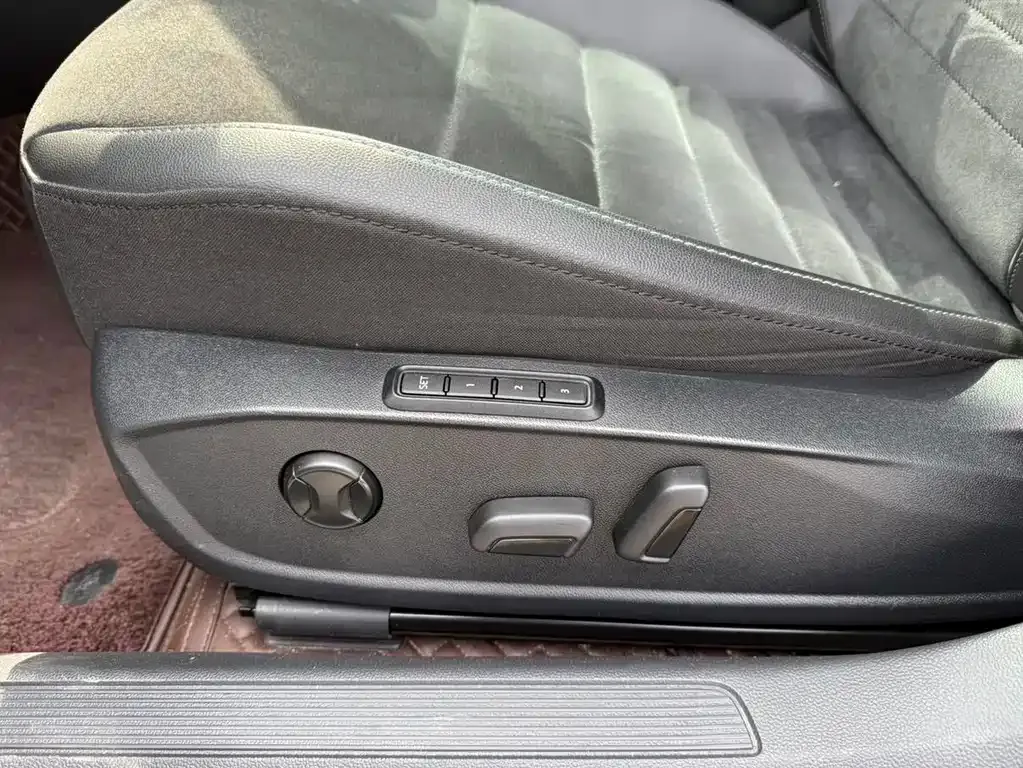 Volkswagen Sagitar 2022 из CN, фото 10