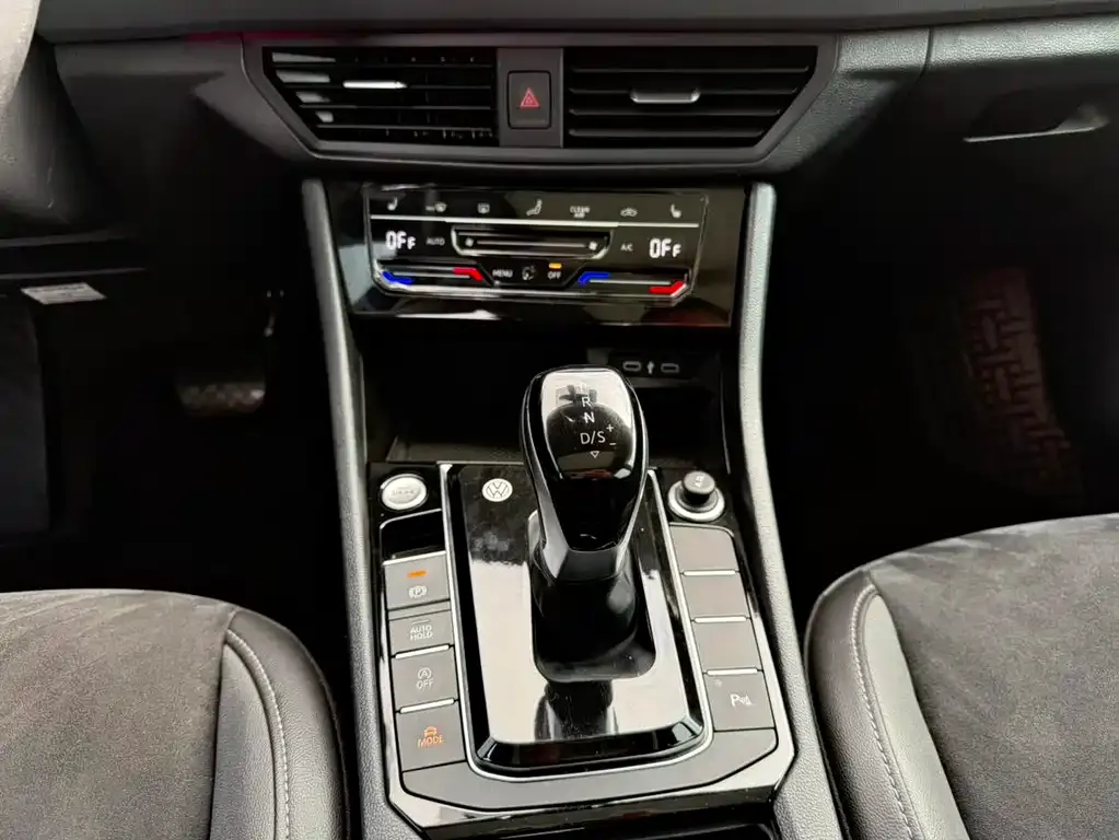 Volkswagen Sagitar 2022 из CN, фото 7