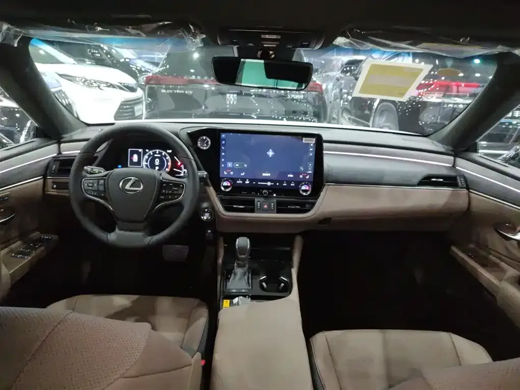 Lexus ES 2026 из CN, фото 10