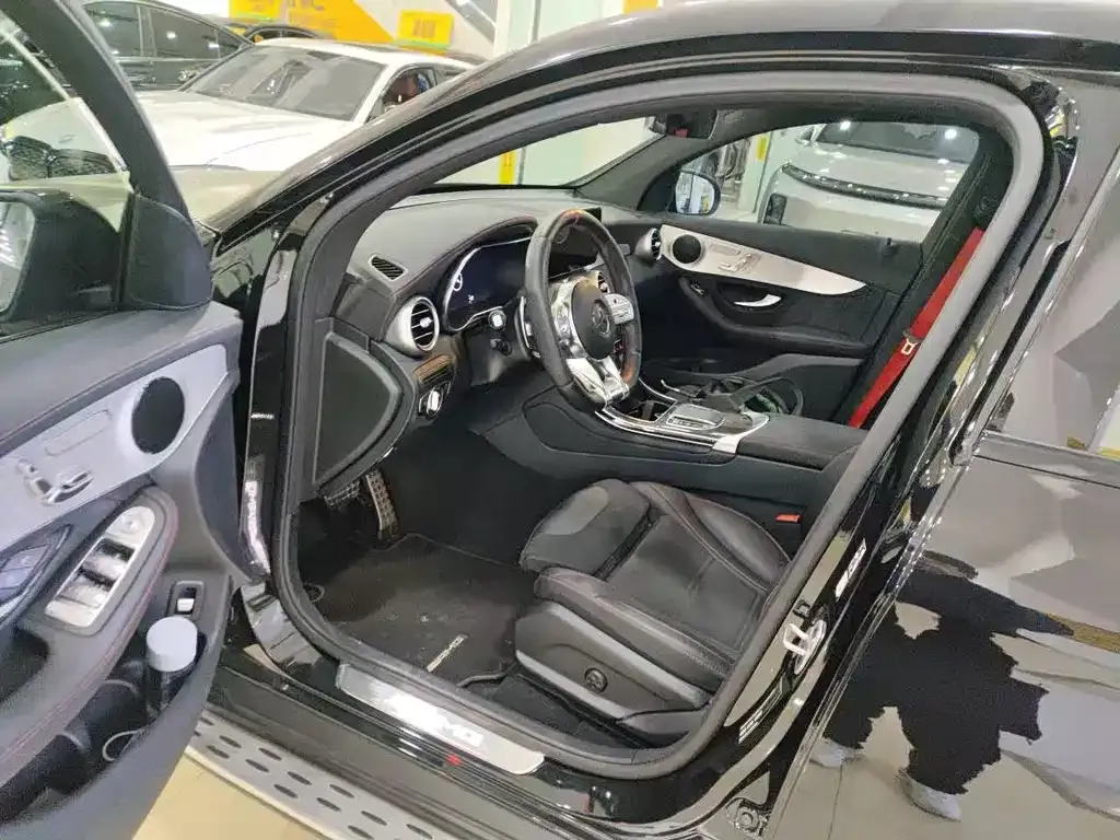 Mercedes-Benz GLC Coupe AMG — фото 2