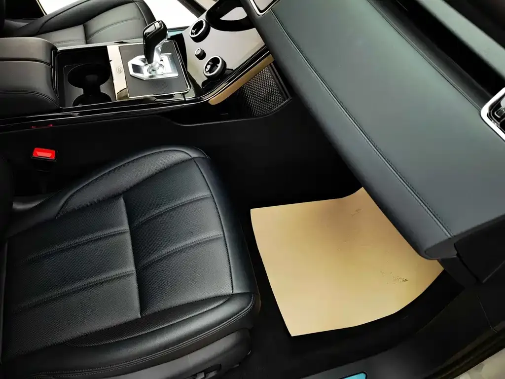 Land Rover Evoque 2023 из CN, фото 5