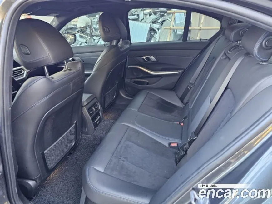 BMW 3-Series 2022 из KR, фото 9