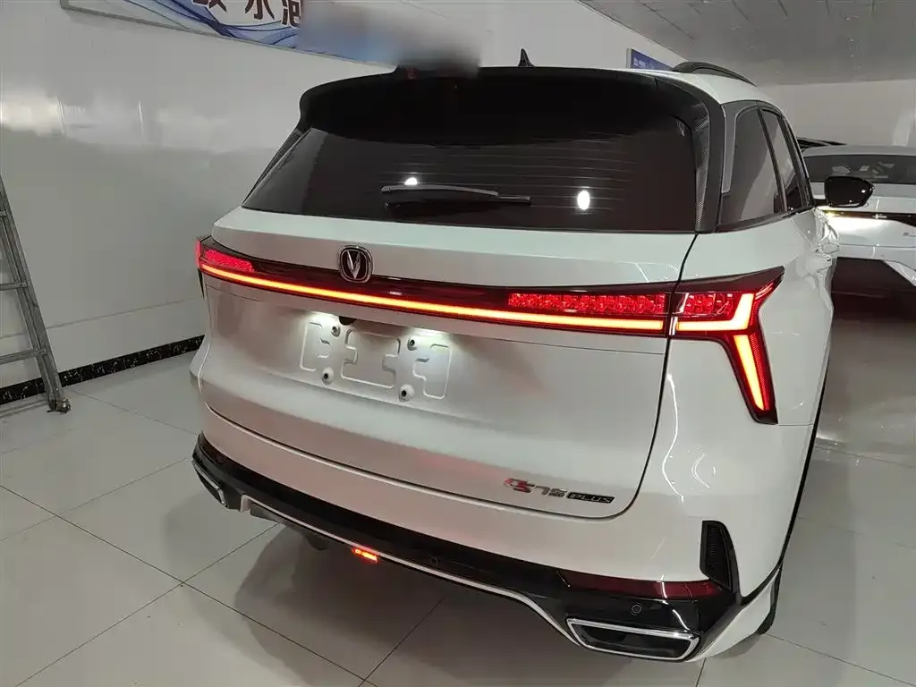Changan CS75PLUS — фото 6
