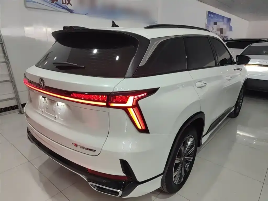 Changan CS75PLUS — фото 7