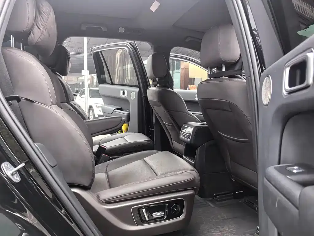 Li Auto L8 2024 из CN, фото 2