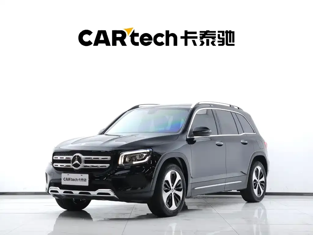 Mercedes-Benz GLB — фото 1