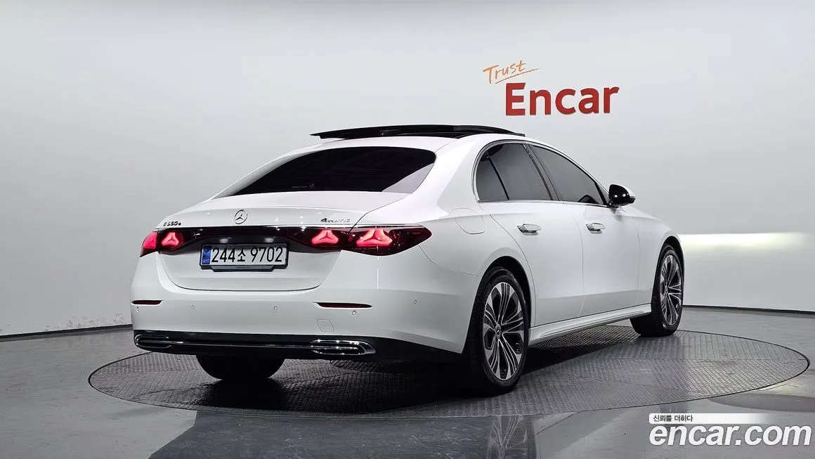 Mercedes-Benz E-Class 2025 из KR, фото 2