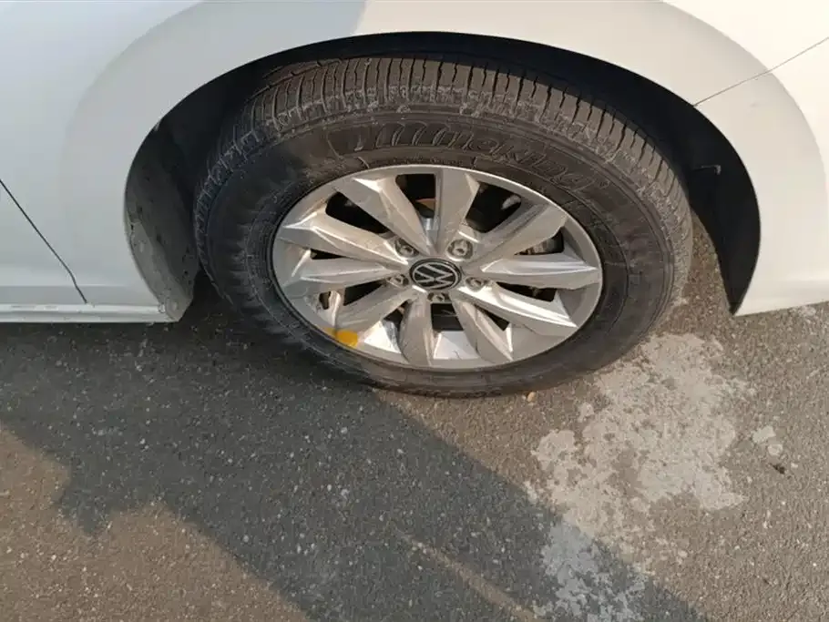 Volkswagen Bora 2023 из CN, фото 6