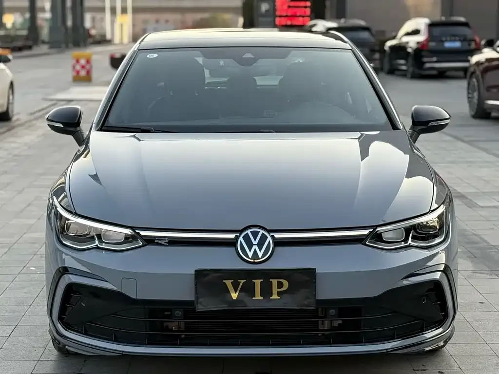 Volkswagen Golf 2024 из CN, фото 7