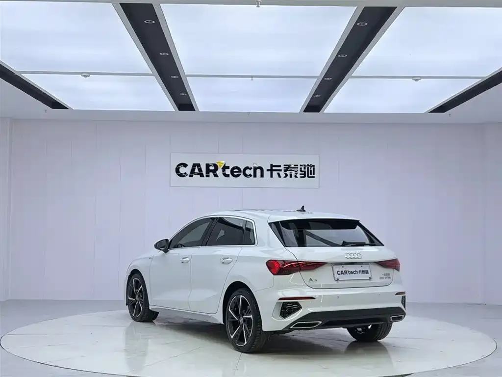 Audi A3 2022 из CN, фото 3