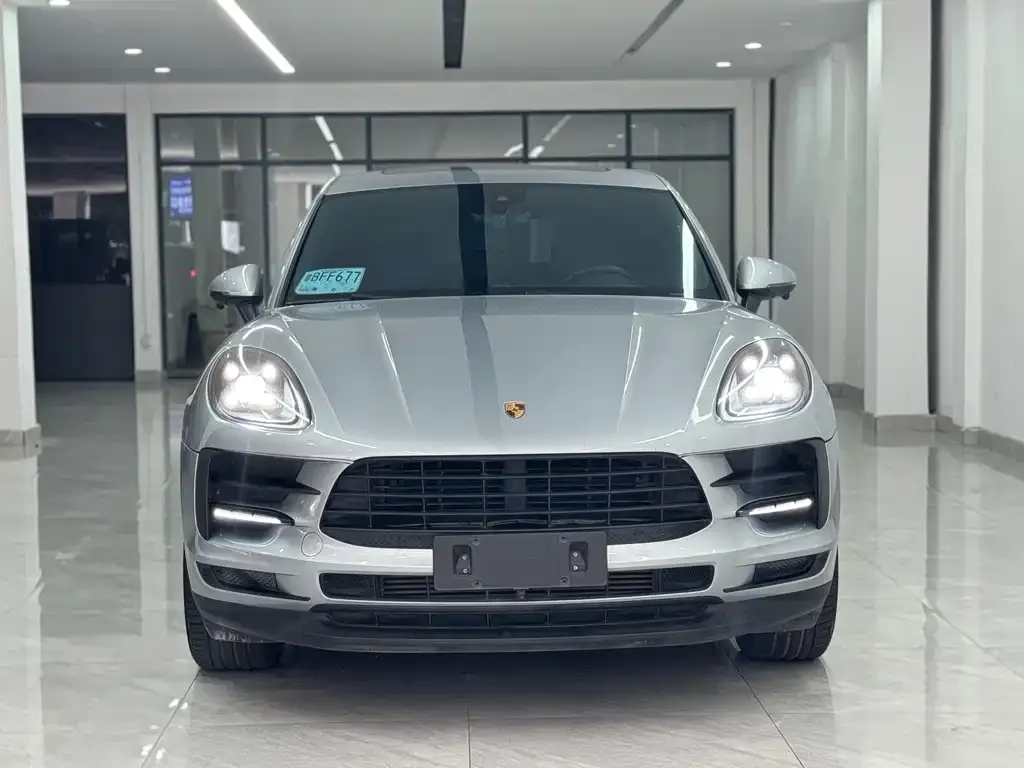 Porsche Macan — фото 5