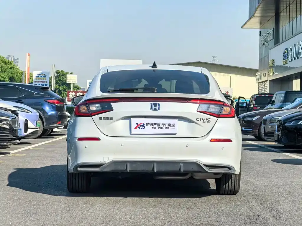 Honda Civic — фото 10