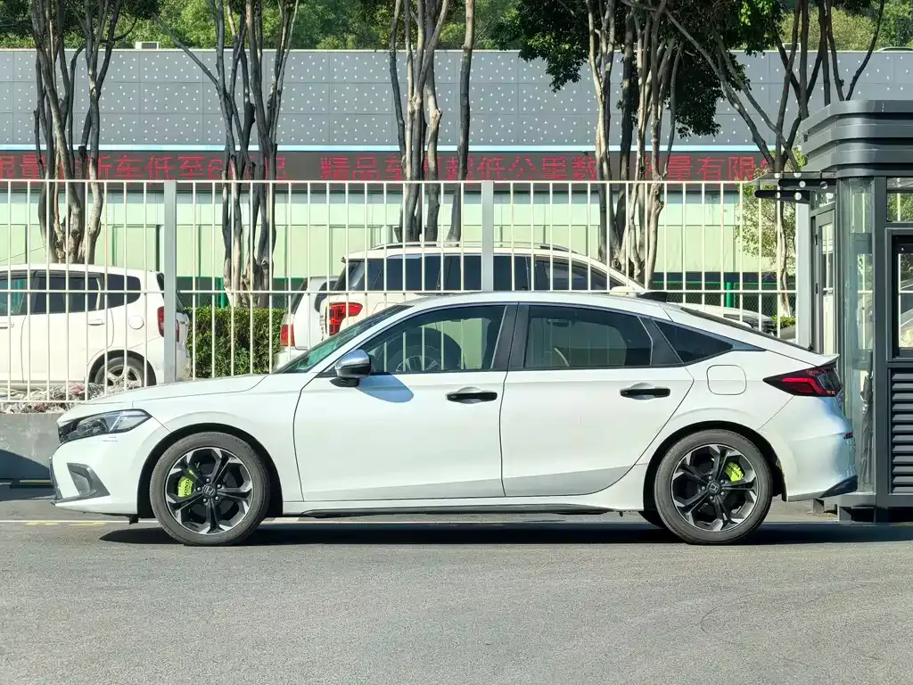 Honda Civic — фото 6