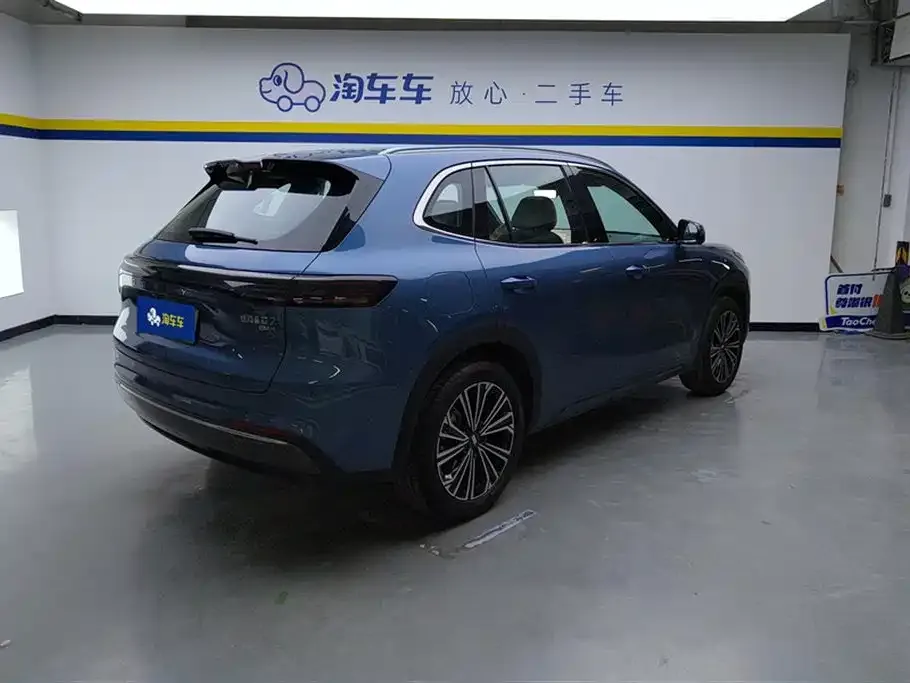 Geely 银河星舰7 — фото 5