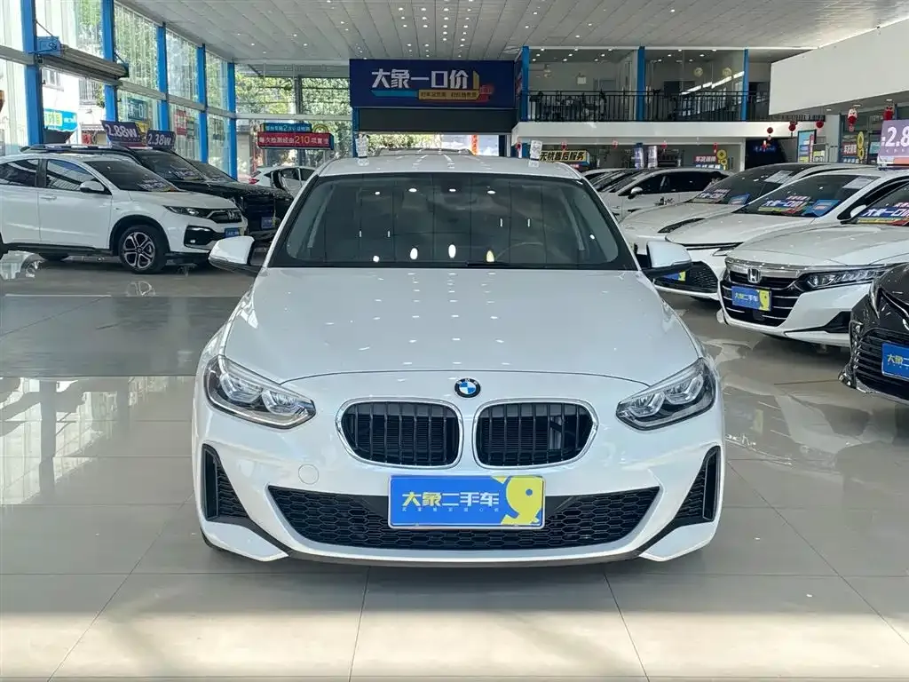 BMW 1 Series 2022 из CN, фото 9