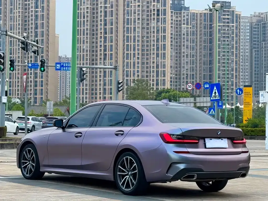 BMW 3 Series 2022 из CN, фото 6