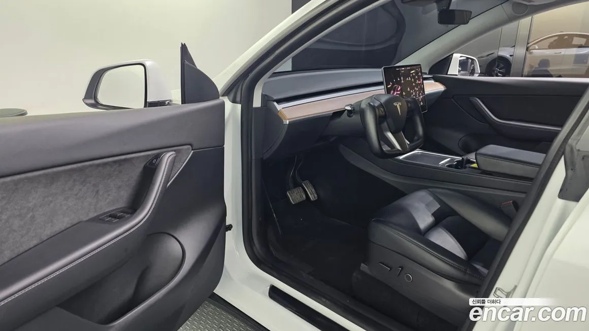 Tesla Model Y 2021 из KR, фото 3