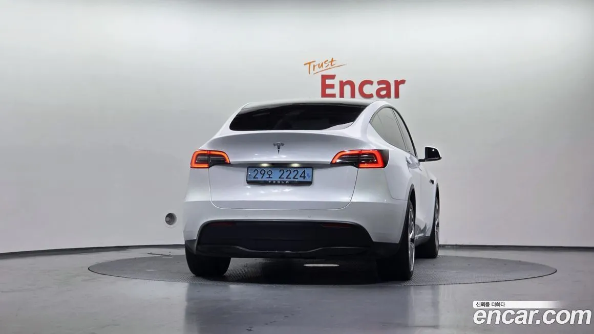 Tesla Model Y 2021 из KR, фото 5