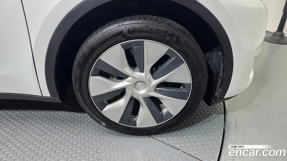 Tesla Model Y 2021 из KR, фото 6