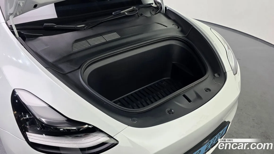 Tesla Model Y 2021 из KR, фото 9