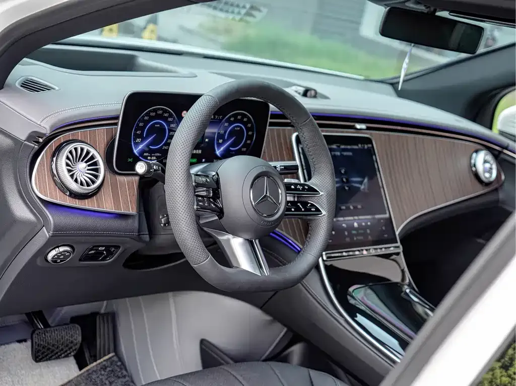 Mercedes-Benz EQE 2025 из CN, фото 4