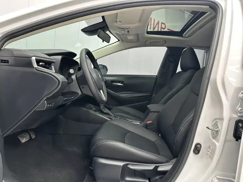 Toyota Corolla 2021 из CN, фото 5