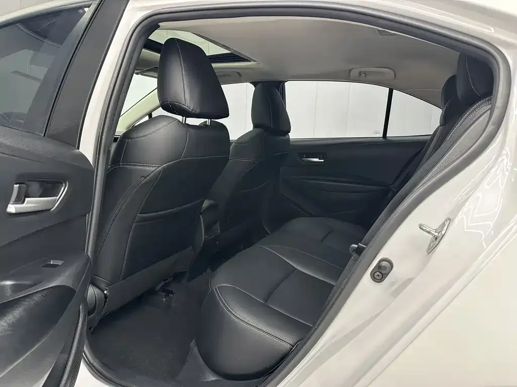 Toyota Corolla 2021 из CN, фото 7